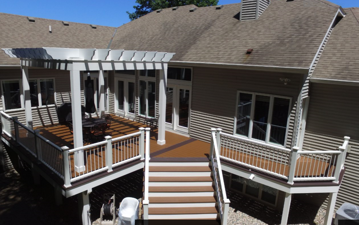 Trex Composite Deck with Stairs Trex Composite Deck with Stairs