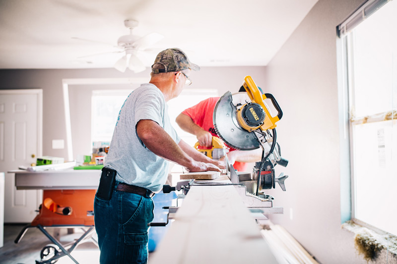 Know Your Pros: Home Builder vs. General Contractor vs. Architect