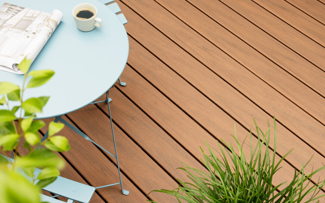 What’s The Difference Between Wood And Composite Decking?