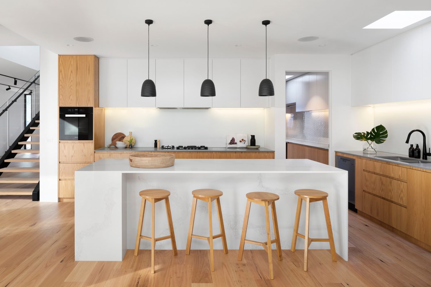 White Cabinets, What Is The Best White Countertop