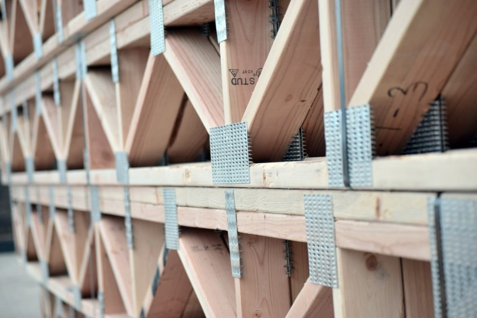 Floor Trusses vs. Floor Joists Which Are Better? Zeeland Lumber