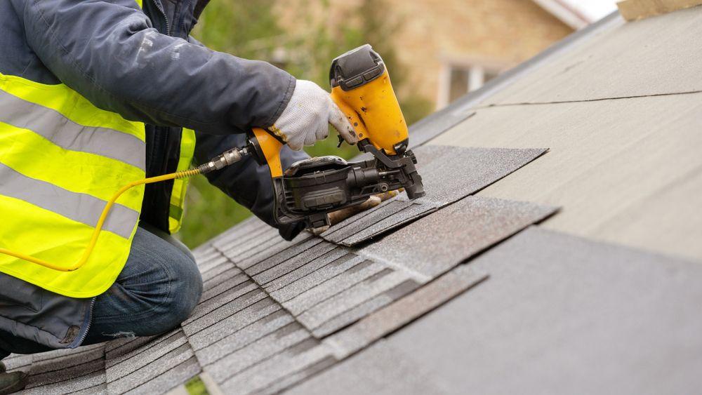 Roof Repair vs. Roof Replacement: Which Is Right for You?